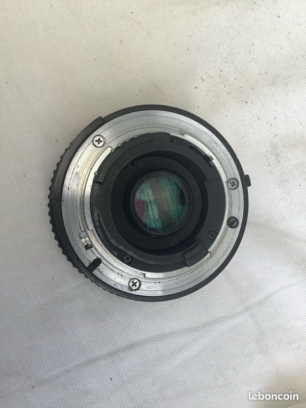 Objectif Nikon Nikkor AF 20 1:2,8 (image 3)