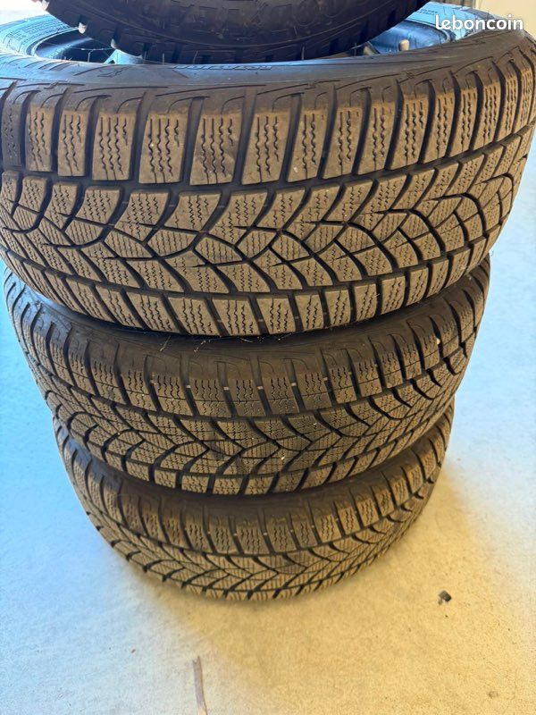 4 jantes Tôles 205/55/16 pneus neufs hivers goodyear (image 2)
