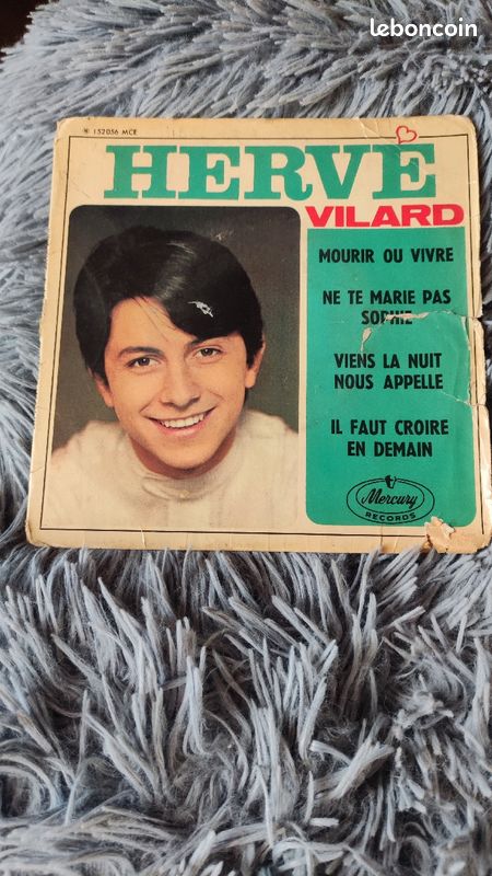 Vinyle 45 tours Hervé vilard, mourir ou vivre (image 1)