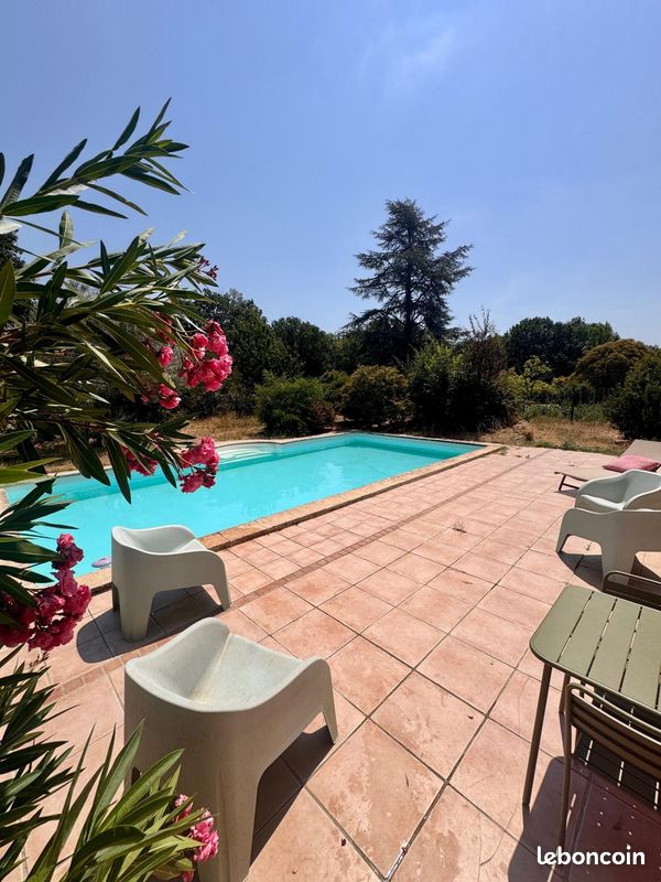 Maison 6 pièces 164 m² · à Aussonne · 164 m² · 460 000 €