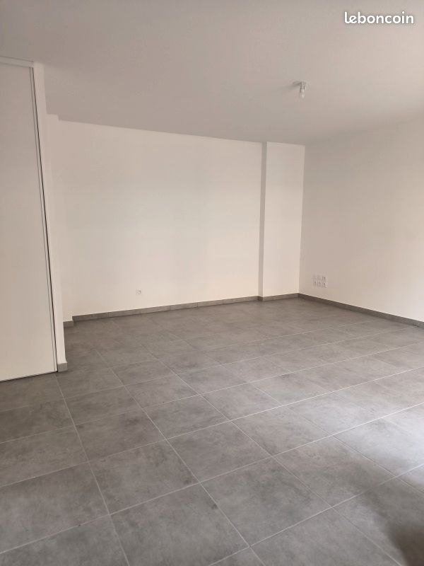 Appartement a louer villefranche-sur-saone - 3 pièce(s) - 61 m2 - Surfyn