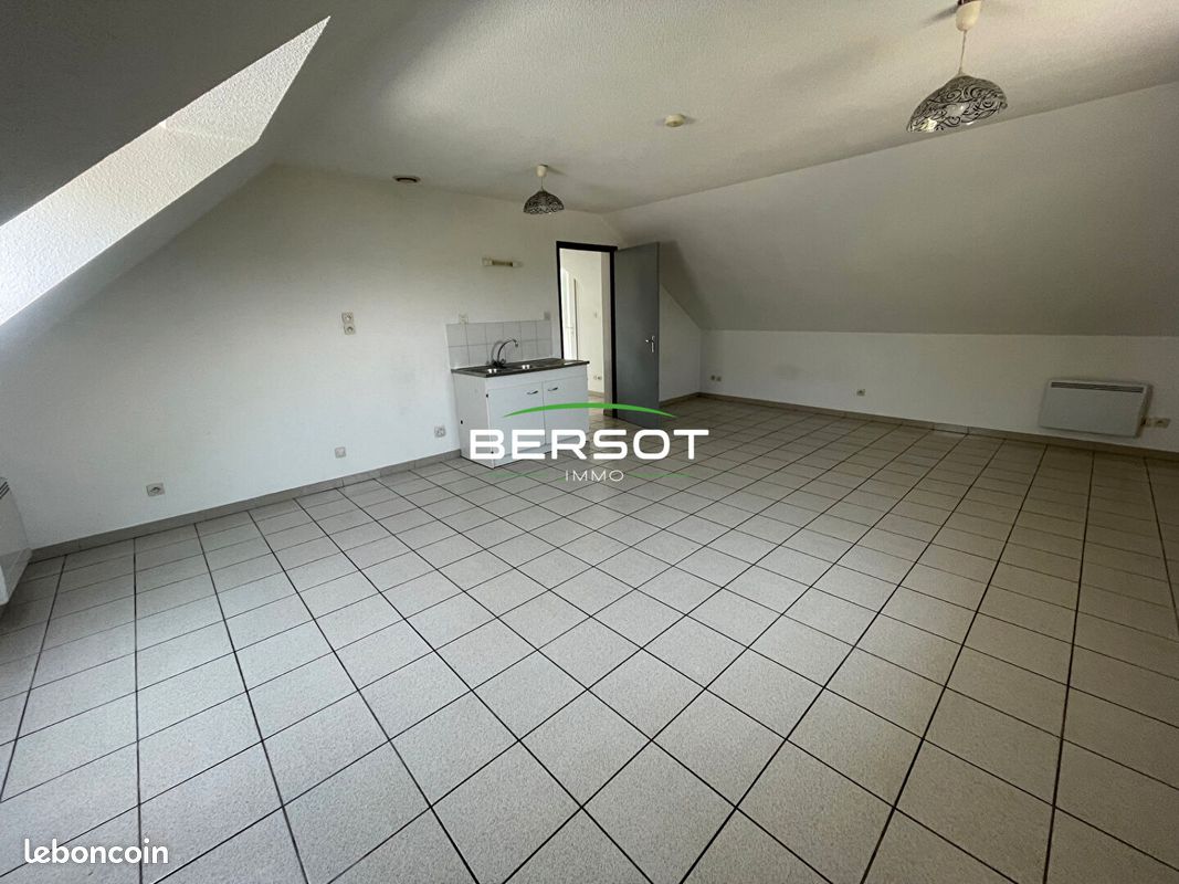 Appartement 1 pièce 46 m² · à Pusey · 46 m² · 300 €/mois
