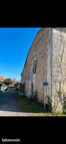A vendre ancienne maison + terrain