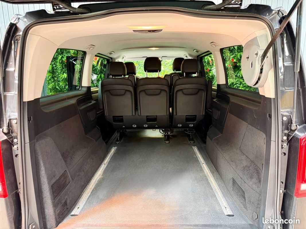 Mercedes Vito 119 CDI Mixto Extra long 5 PLACES ADAPTÉ PMR, | TVA RÉCUPÉRABLE | 1 ÈRE MAIN | SIÈGE CHAUFFANT / CUIR | CAMÉRA DE RECUL | HAYON ÉLECTRIQUE | APPLE CAR PLAY | KEY LESS | (image 10)