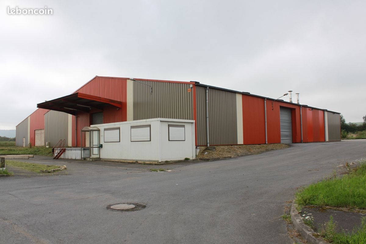 Bâtiment industriel 2400 m² (image 6)