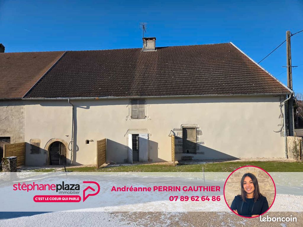 Immeuble 14 pièces 351 m² · à Arlay · 351 m² · 139 000 €