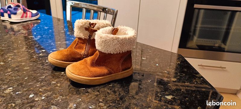 Bottines fourrées enfant (image 2)