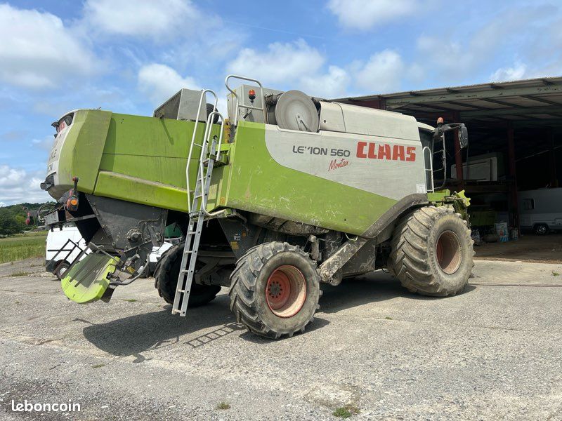 Moissonneuse batteuse CLAAS LEXION 560 (image 2)