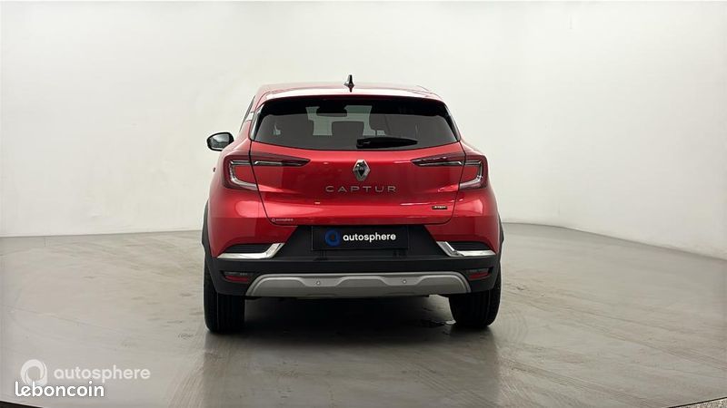Renault Captur 1.6 E-Tech hybride 145ch Engineered (image 6)