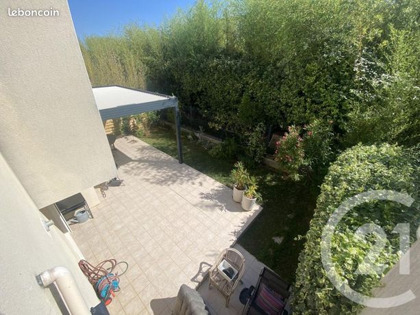 Maison 5 pièces 105 m² — 12
