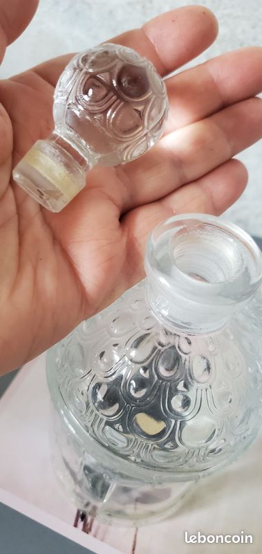 Flacon ancien "abeilles" parfum Guerlain, avec bouchage à l'émeri (image 4)