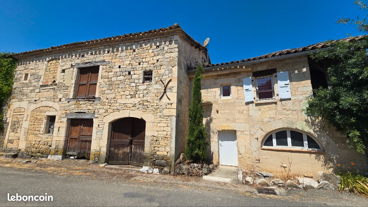Maison 4 pièces 180 m² · à Lavaurette · 180 m² · 100 000 €