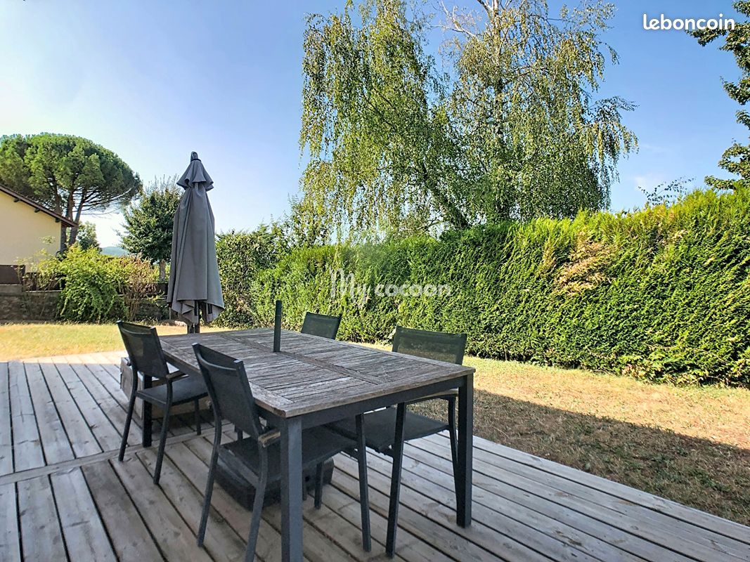 Maison 8 pièces 157 m² · à Ambérieu-en-Bugey · 157 m² · 334 000 €
