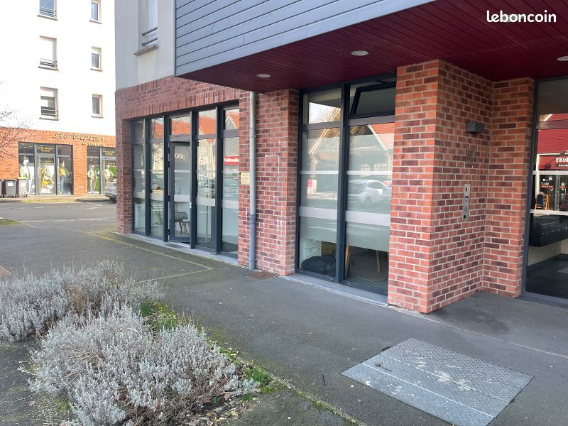 Local commercial 1 pièce 13 m² · à Wambrechies · 13 m² · 650 €