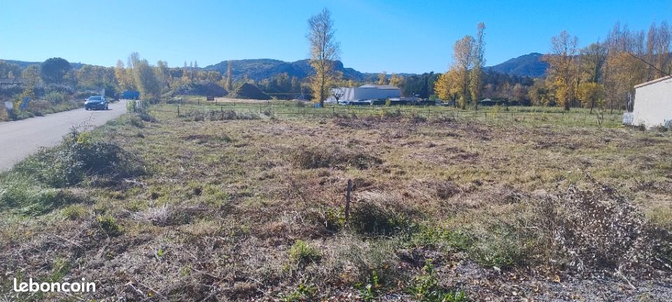 Terrain 1530 m² · à Vallon-Pont-d'Arc · 82 500 €