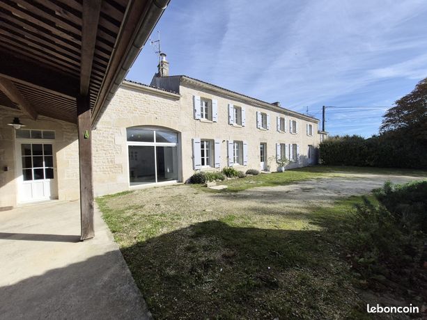 Maison 13 pièces 315 m²