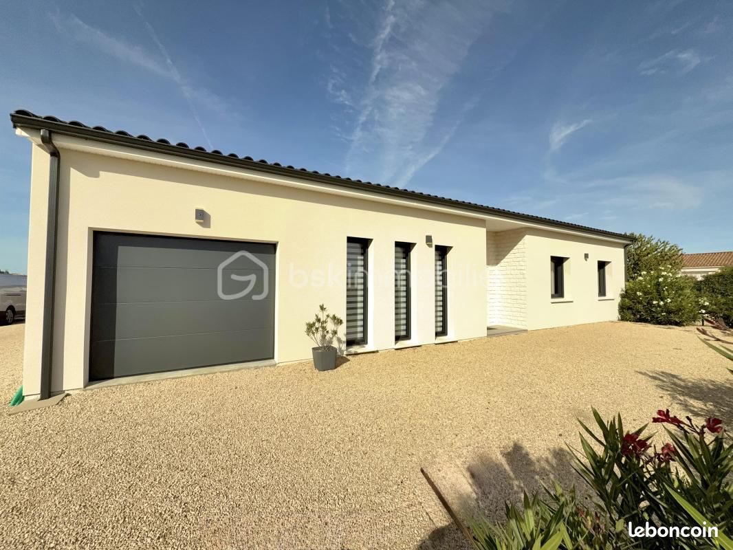 Maison 5 pièces 120 m² · à Roches-Prémarie-Andillé · 120 m² · 289 500 €