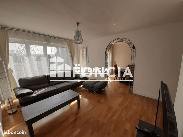Appartement 4 pièces 66 m² · à Marseille · 66 m² · 915 €