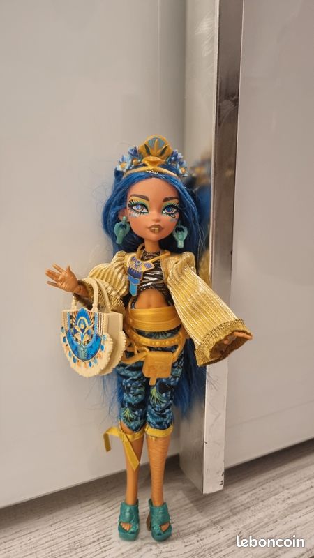 Poupée Monster High Cléopatre (image 1)