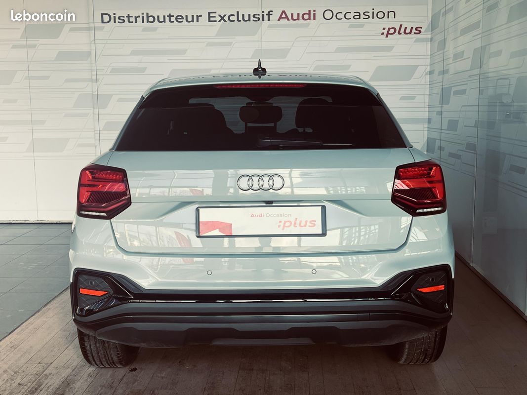 AUDI Q2 35 TFSI 150 S tronic 7 S line (image 4)