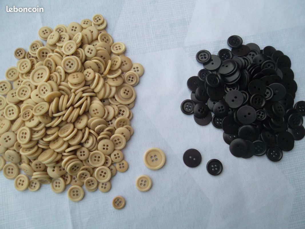 2 lots de boutons (image 1)