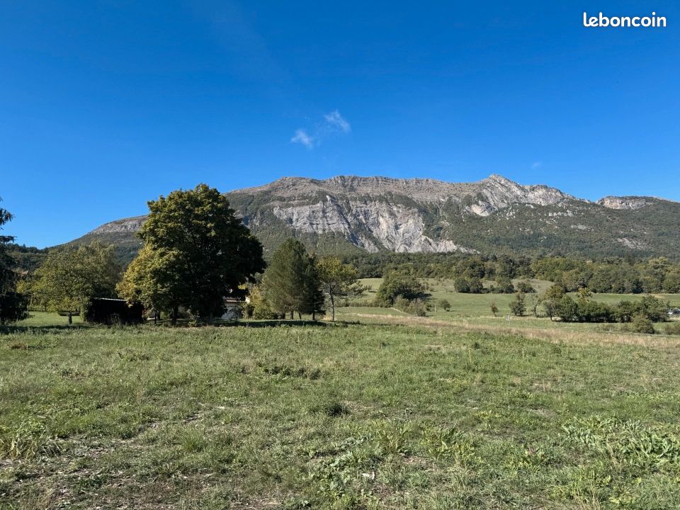 Terrain 677 m² · à Gap · 139 000 €