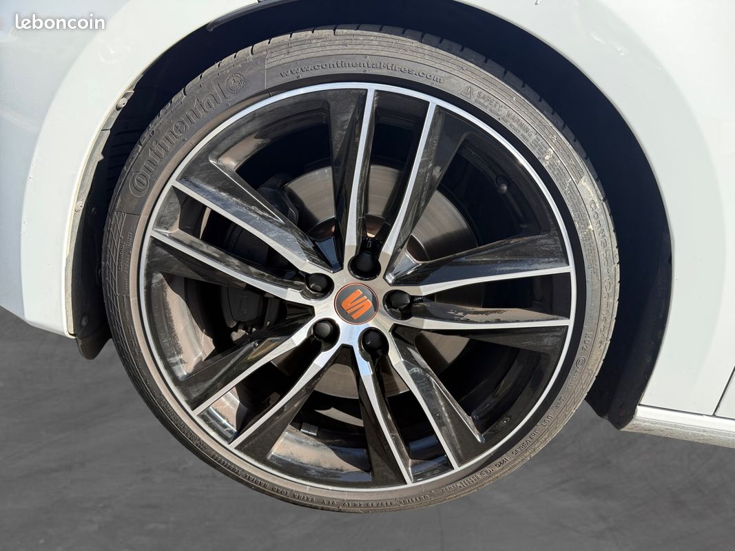 SEAT LEON 2.0 TSI 290 CUPRA CARBON EDITION DSG 290Ch Garantie 12 mois - Entretiens Seat - Toit Ouvrant - Sièges chauffant - Palette au volant - Caméra (image 15)