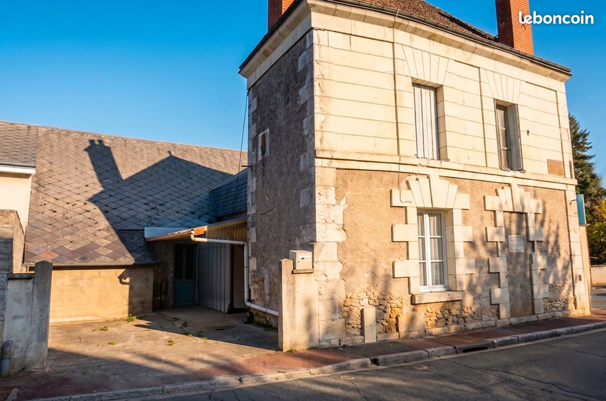 Maison 5 pièces 95 m² · à Monthou-sur-Cher · 95 m² · 40 000 €