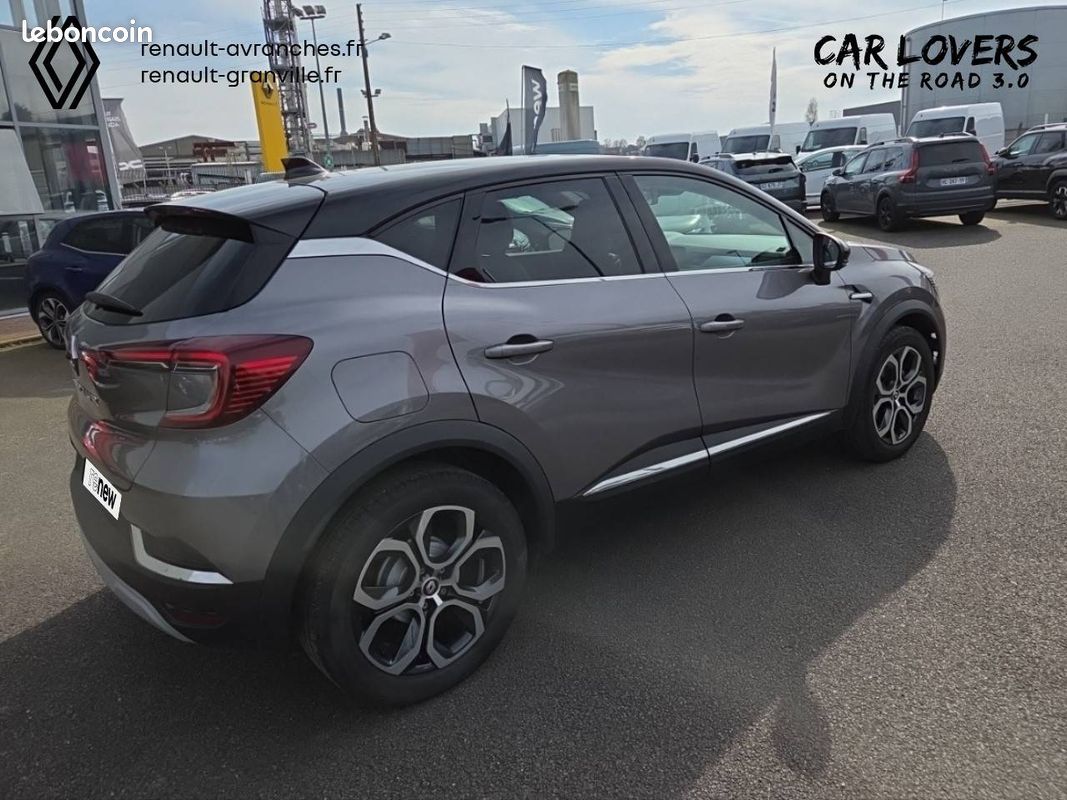RENAULT Captur TCe 90 Techno (image 11)