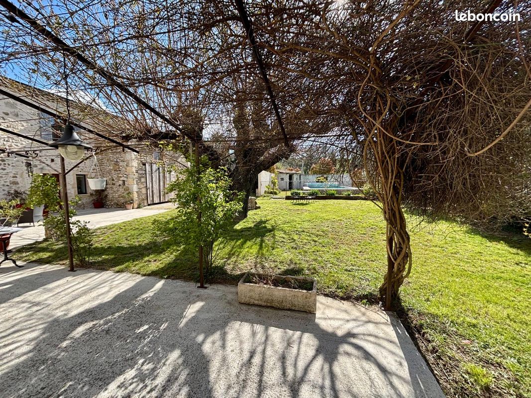 Mas 8 pièces 240 m² (image 21)