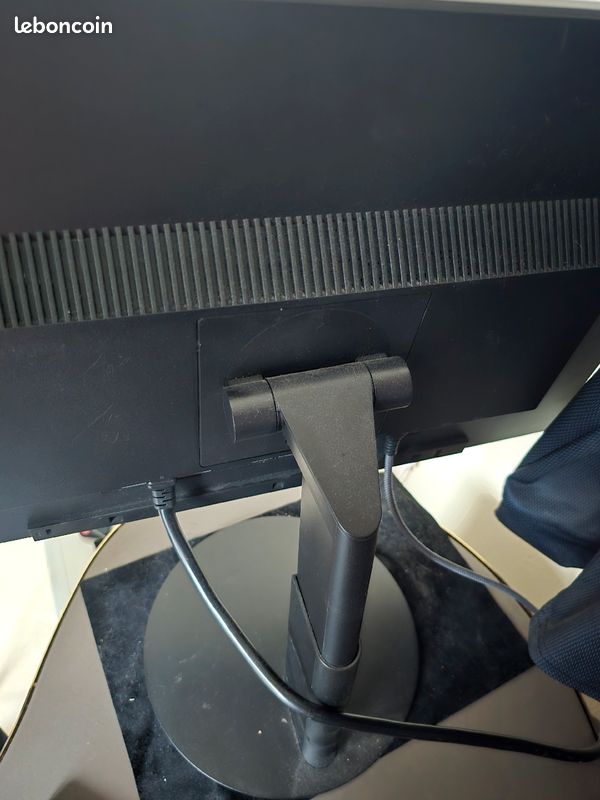 Gaming PC +2 écrans, win11, 4.2Ghz CPU, 32GB RAM, 6GB GPU (image 5)