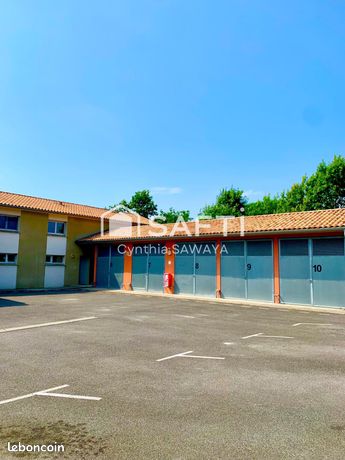 Parking/box 27 m² SANGUINET