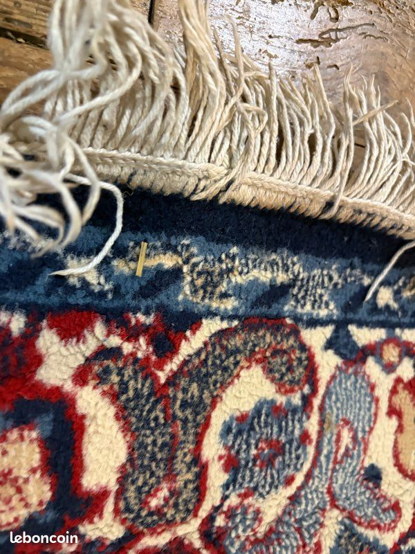 Grand tapis bleu rouge et blanc (image 9)