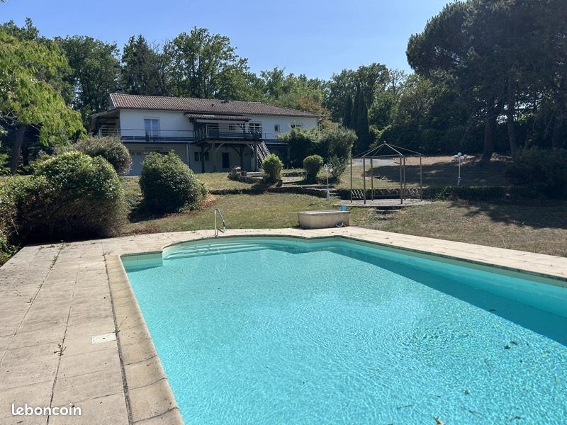 Maison 5 pièces 212 m² · à Marsac-sur-l'Isle · 212 m² · 468 000 €