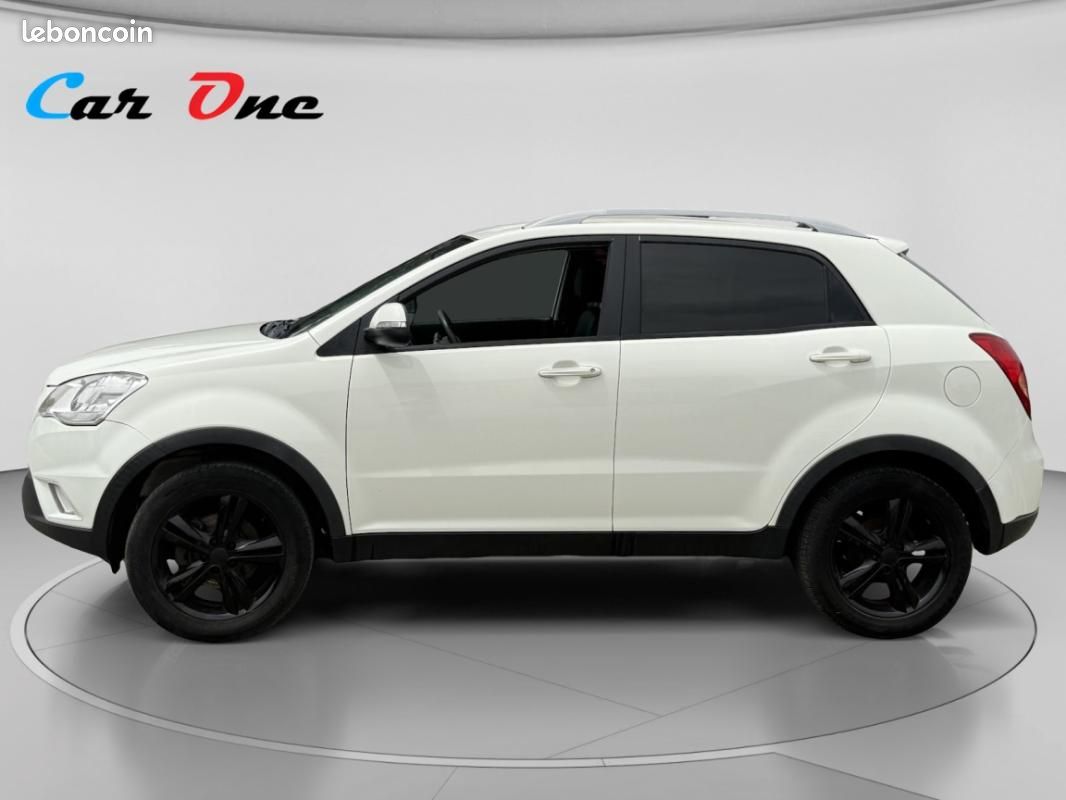 Ssangyong Korando 2.0 TD 175cv 200 e-XDI 2WD Luxe (image 4)