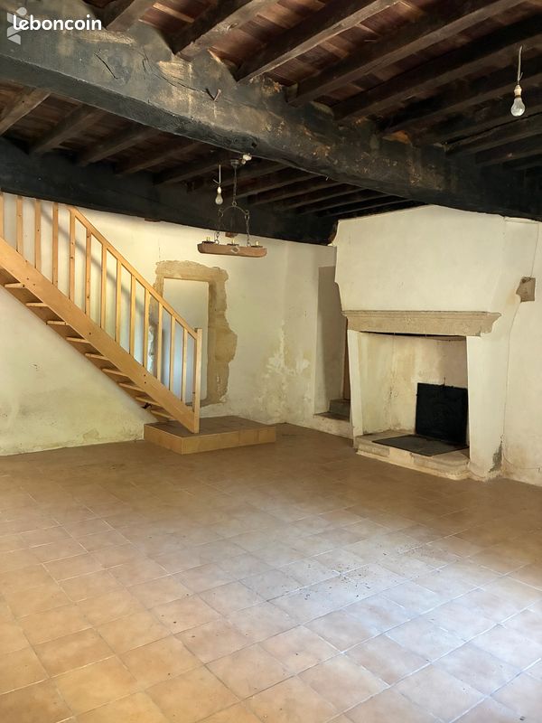 Maison 4 pièces 174 m² · à Roaillan · 174 m² · 82 000 €