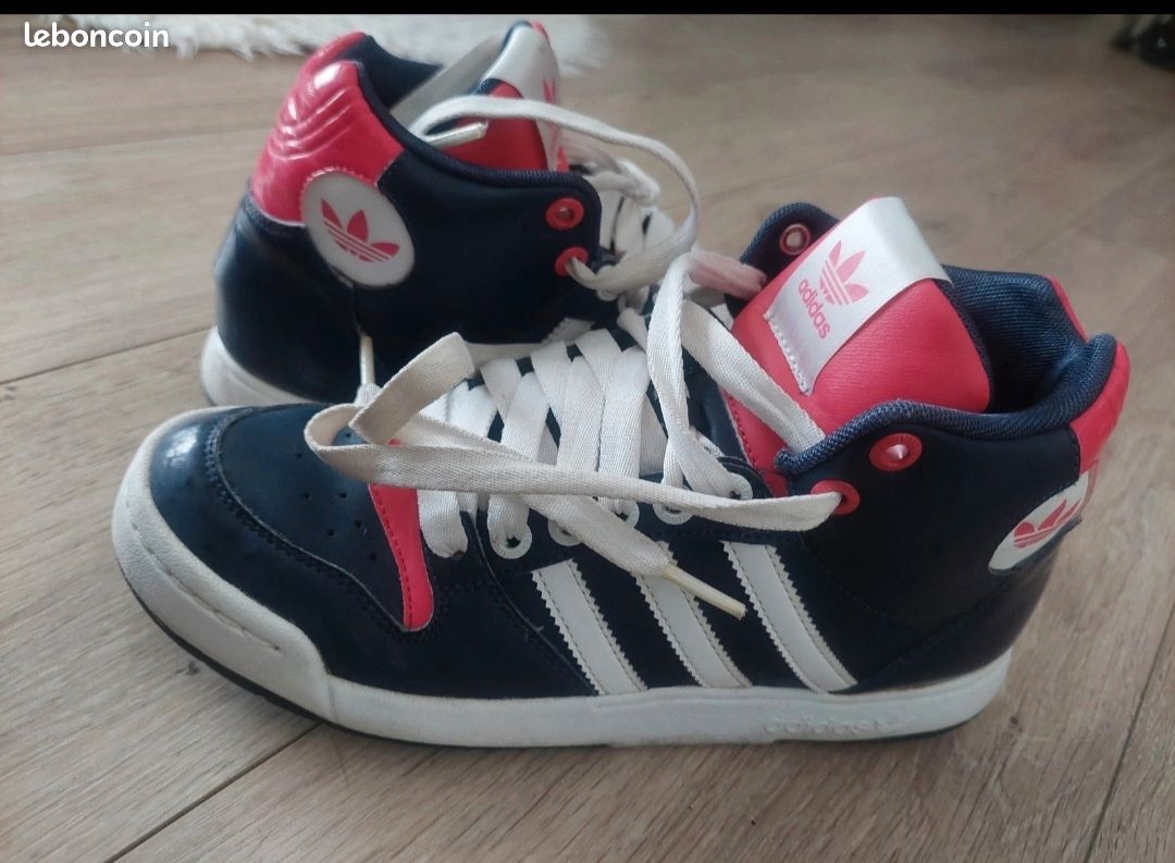 Chaussures Adidas (image 1)