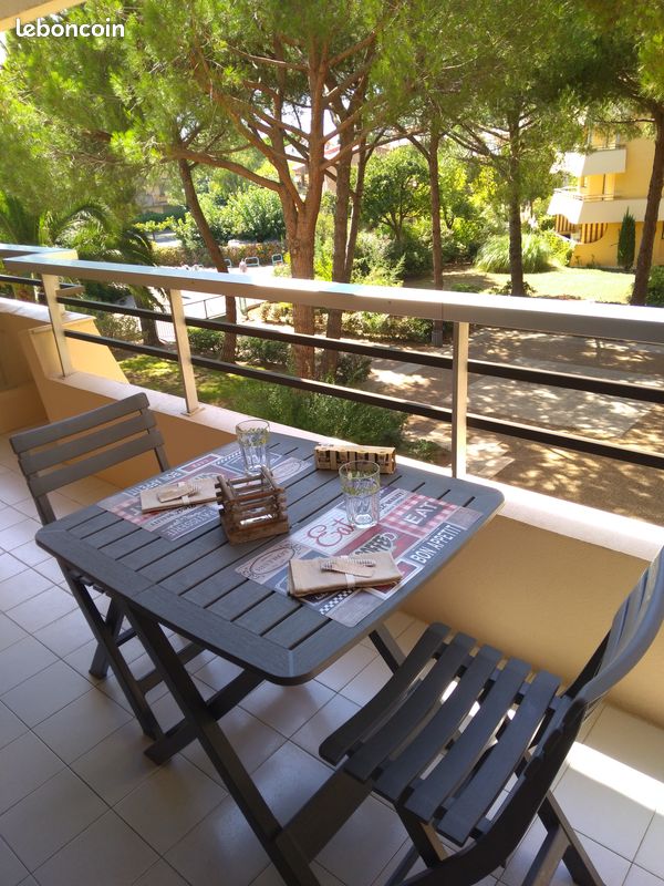 Parking 1 pièce 25 m² · à Fréjus · 25 m² · 165 000 €