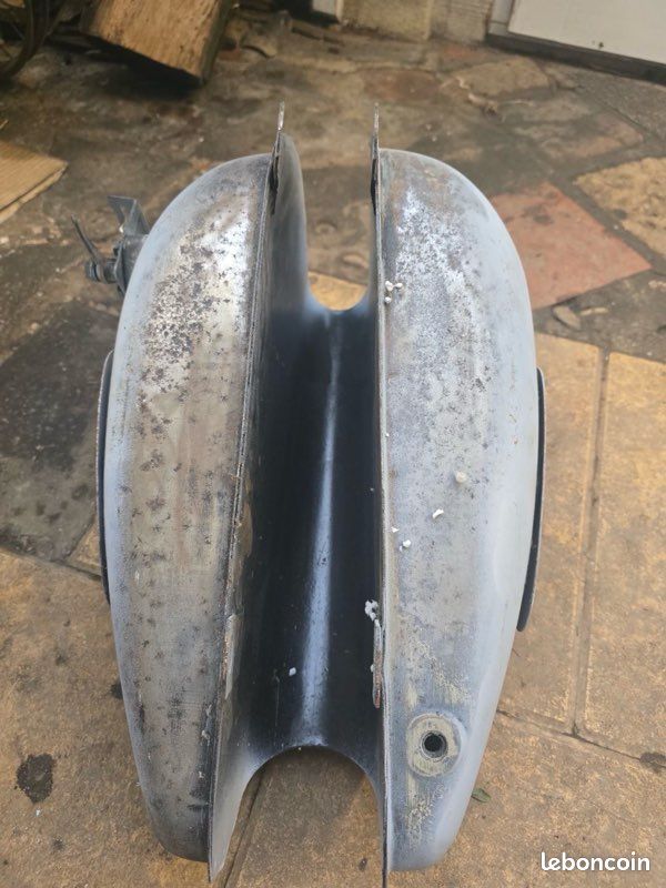 Réservoir 125 motobecane - Équipement moto