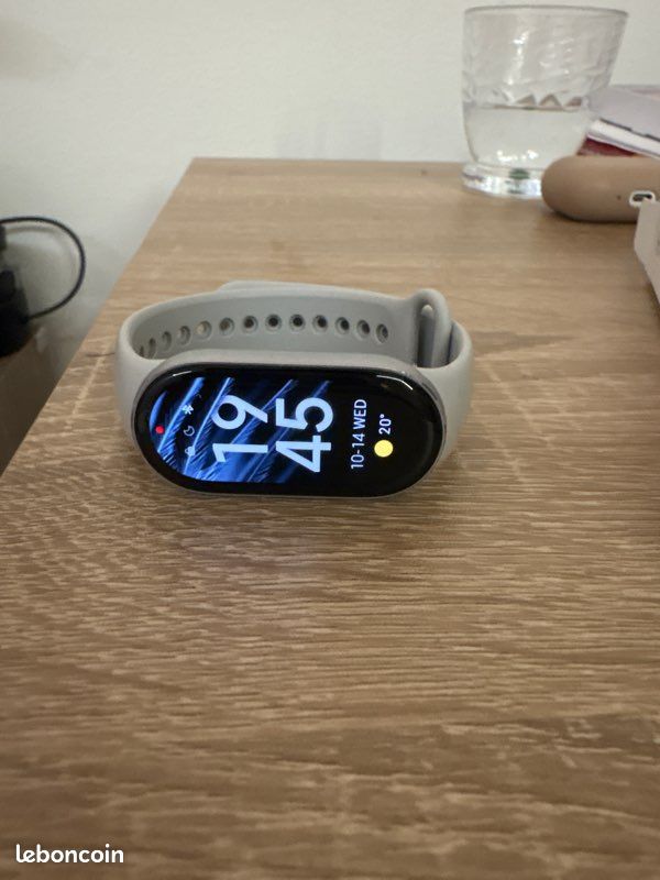 Montre connectée Xiaomi Smarg band 10 (image 1)