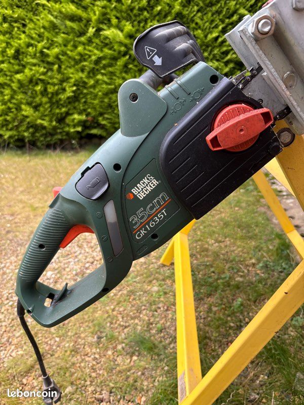 Trépied + tronçonneuse (Black & Decker) (image 4)