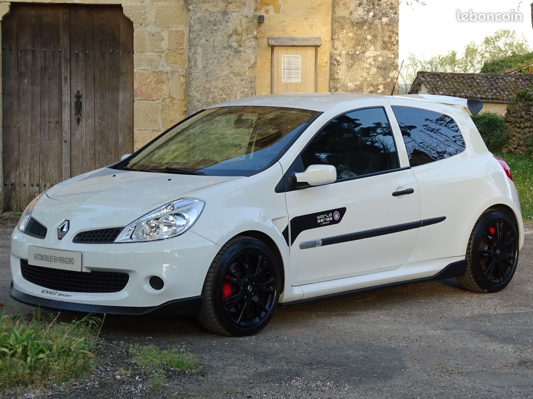 Renault Clio 3 2.0 RS 200cv WSR - Rare sur le marché - Parfait état (image 1)