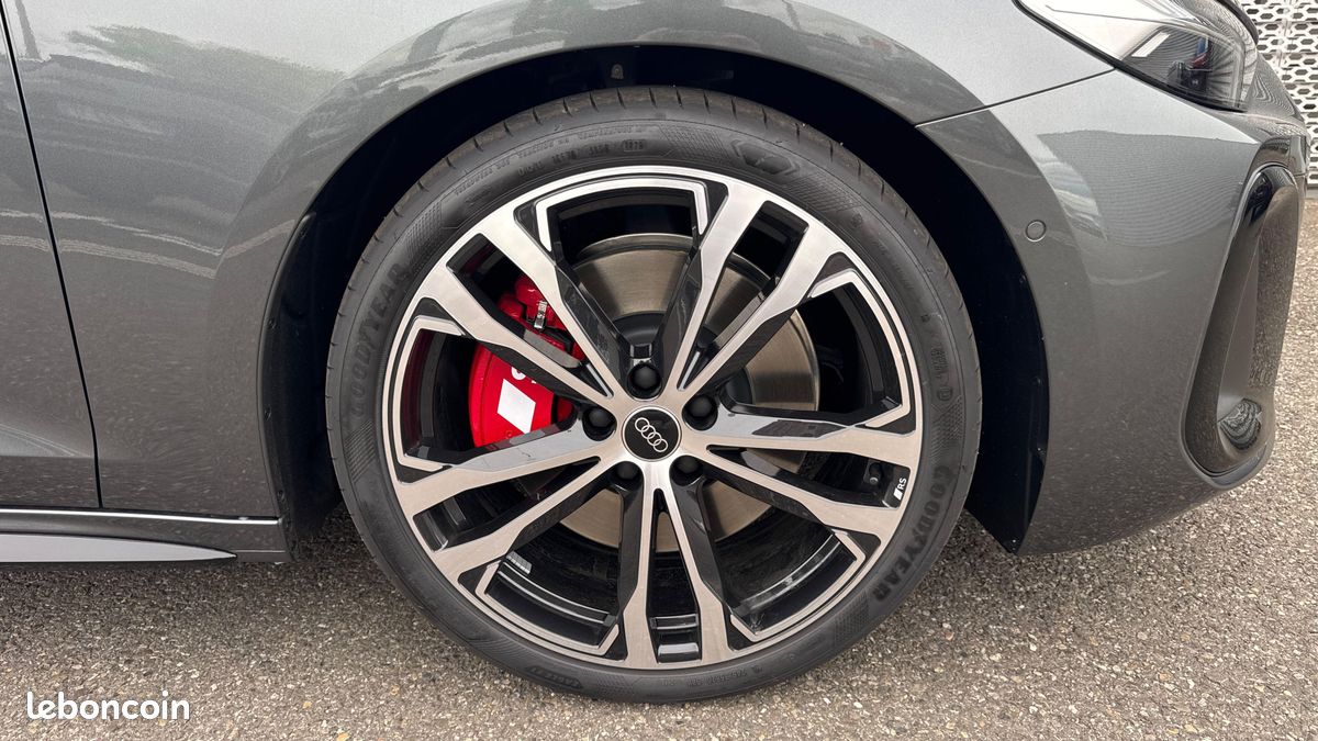 AUDI S5 Avant TFSI Hybride 367 ch S tronic 7 Quattro (image 9)