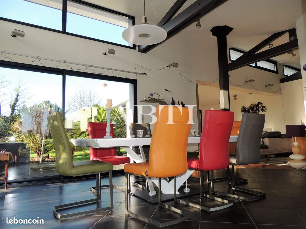 Maison 6 pièces 164 m² · à Quimper · 164 m² · 648 900 €