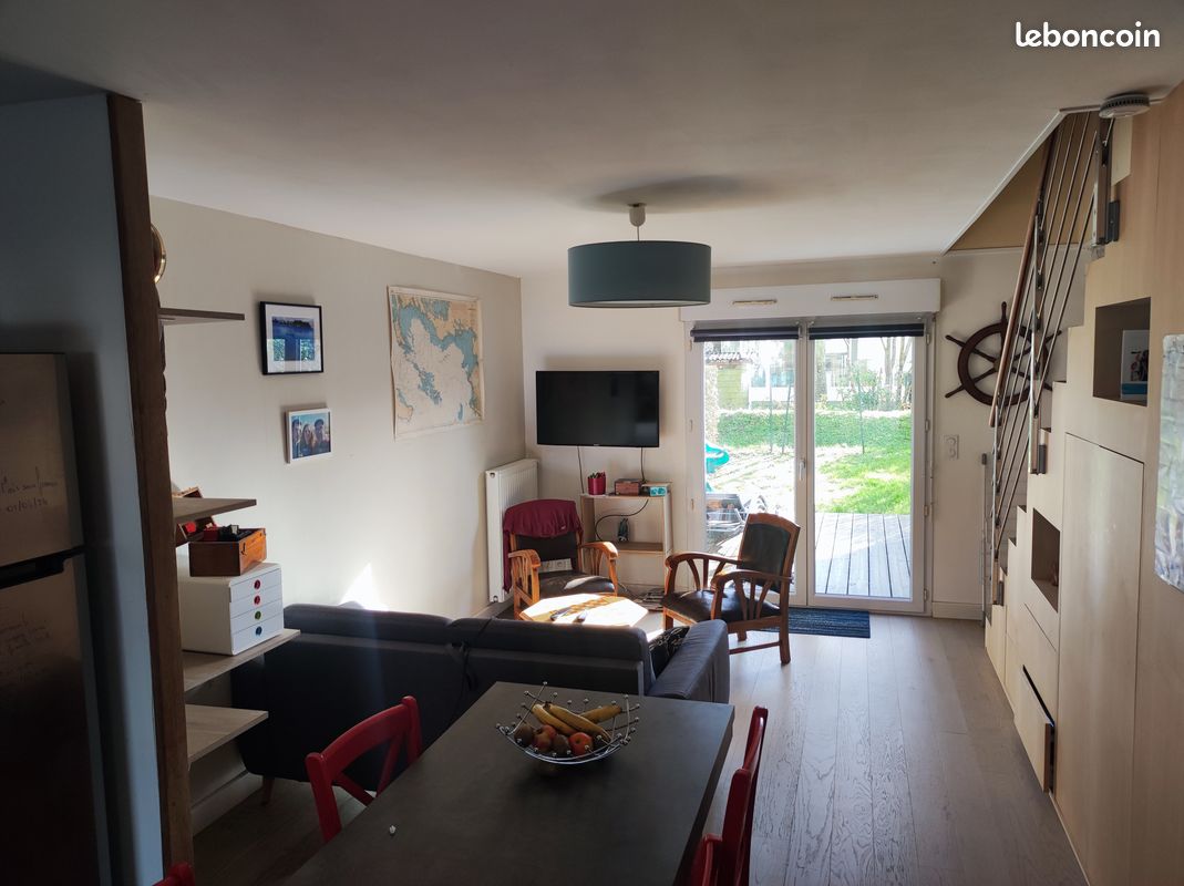 Maison 4 pièces 60 m² · à Séné · 60 m² · 900 €
