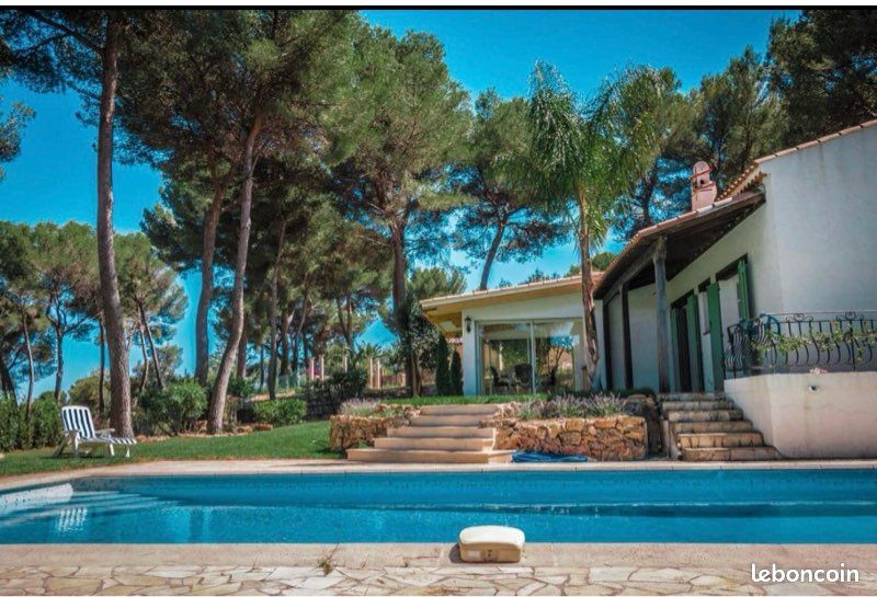 Maison 5 pièces 150 m² · à Vallauris · 150 m² · 2 200 €/mois