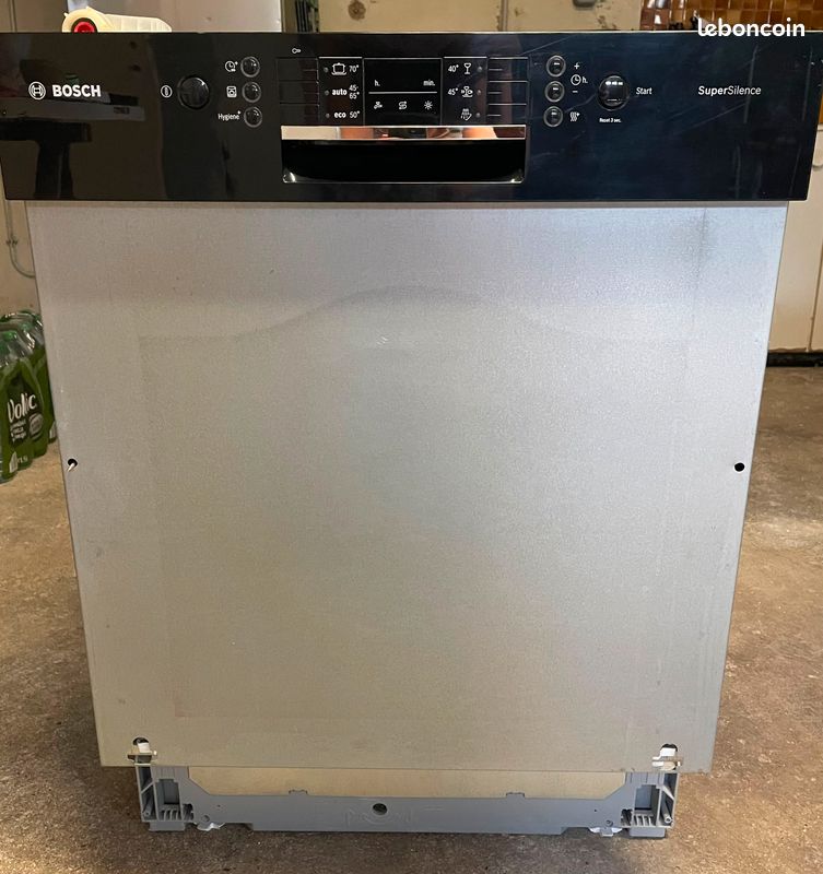 Bosch Série 6 SuperSilence 44 dB – Lave-vaisselle encastrable 60 cm (image 1)