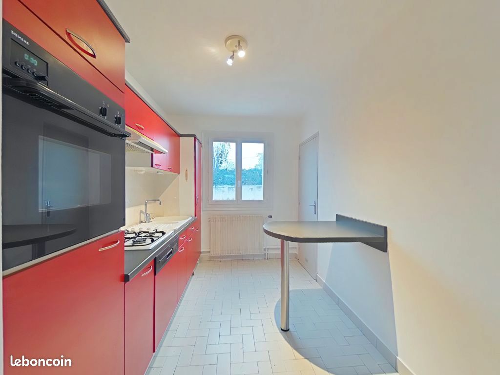 Appartement 3 pièces 76 m² · à Romans-sur-Isère · 76 m² · 809 €