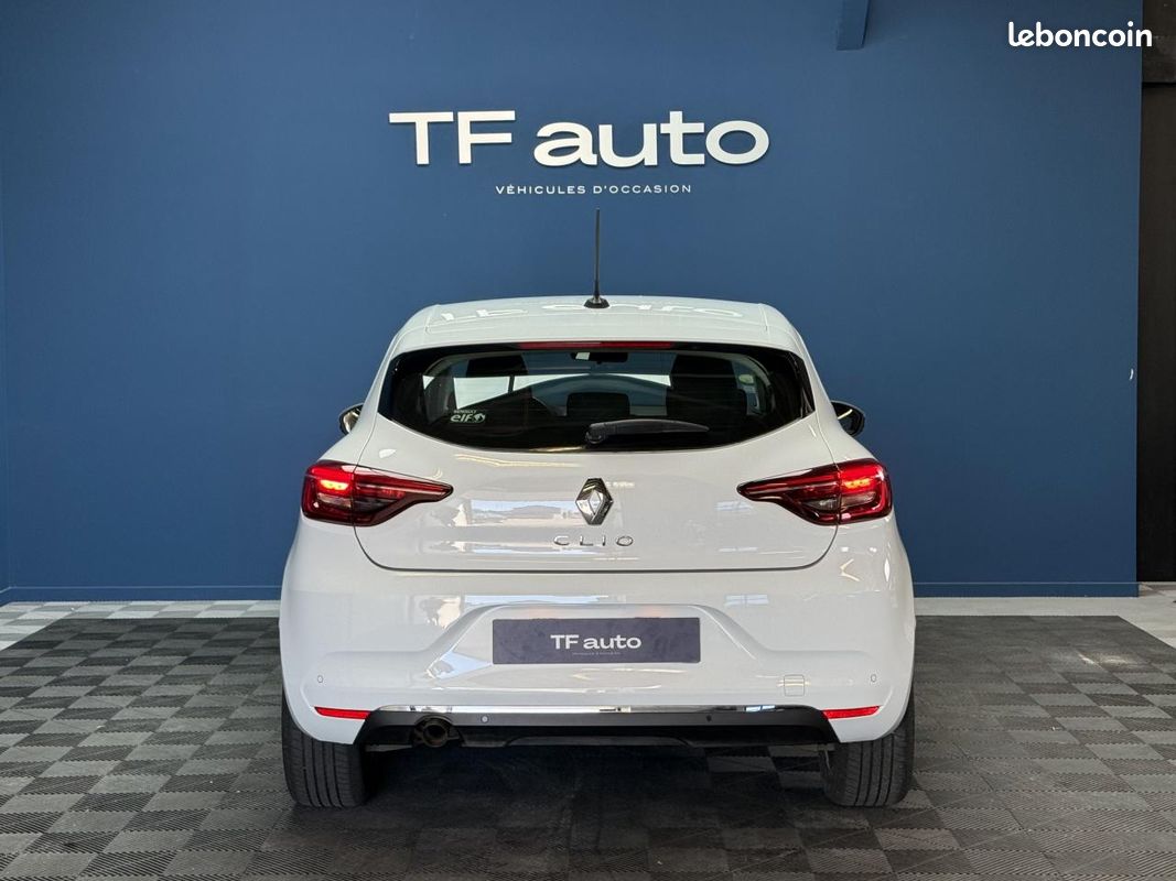 RENAULT CLIO 5 1.5 dCi 115ch Business PHASE 1 / CarPlay / Régulateur / Boite 6 (image 4)