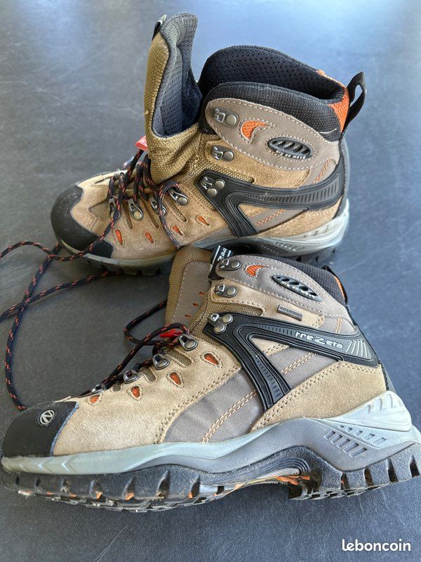 Chaussure de marche T 38,5 (image 1)